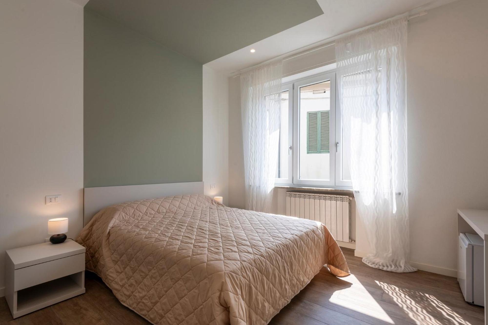 Iarsera Rooms And Apartment Lucca Buitenkant foto