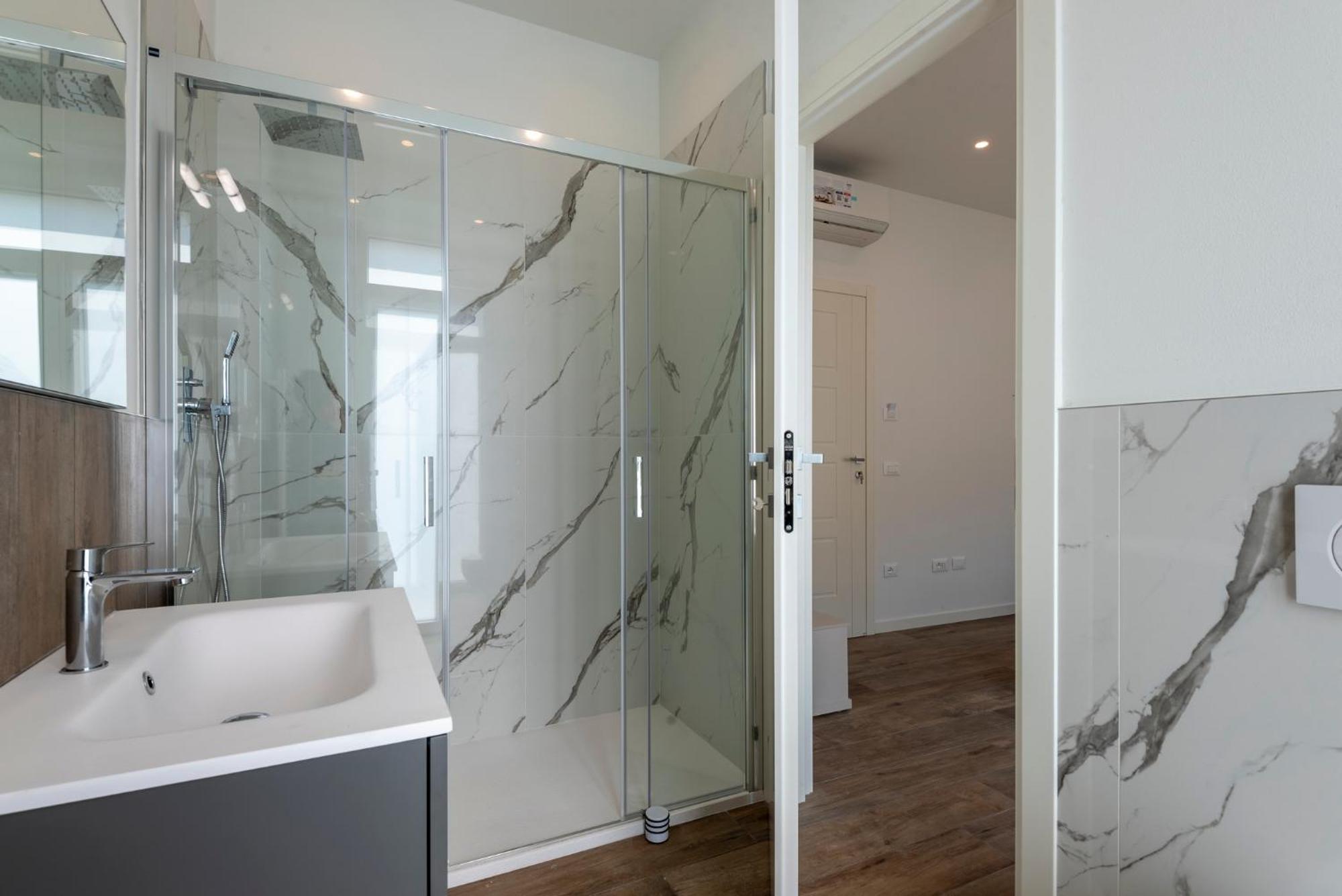 Iarsera Rooms And Apartment Lucca Buitenkant foto