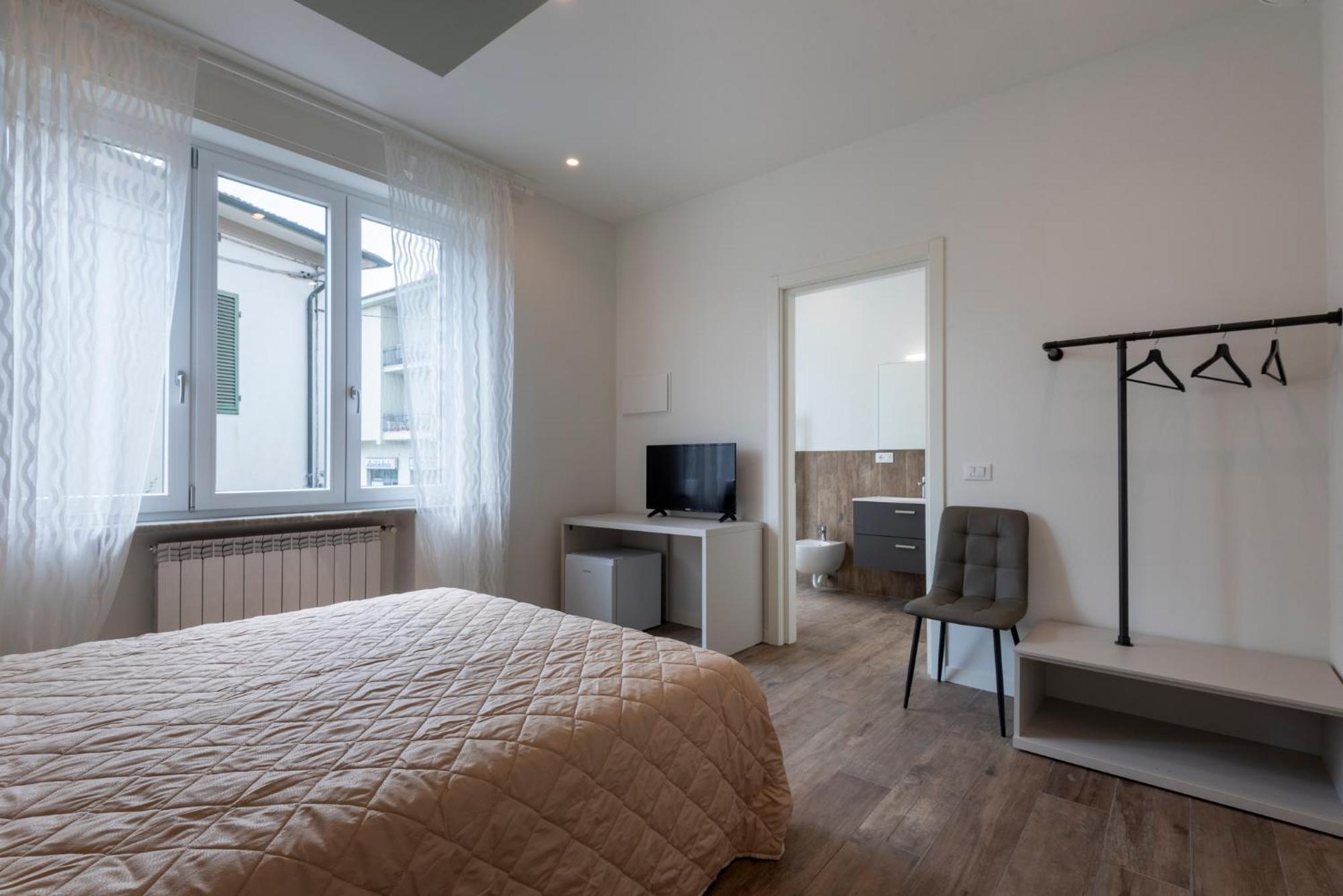 Iarsera Rooms And Apartment Lucca Buitenkant foto