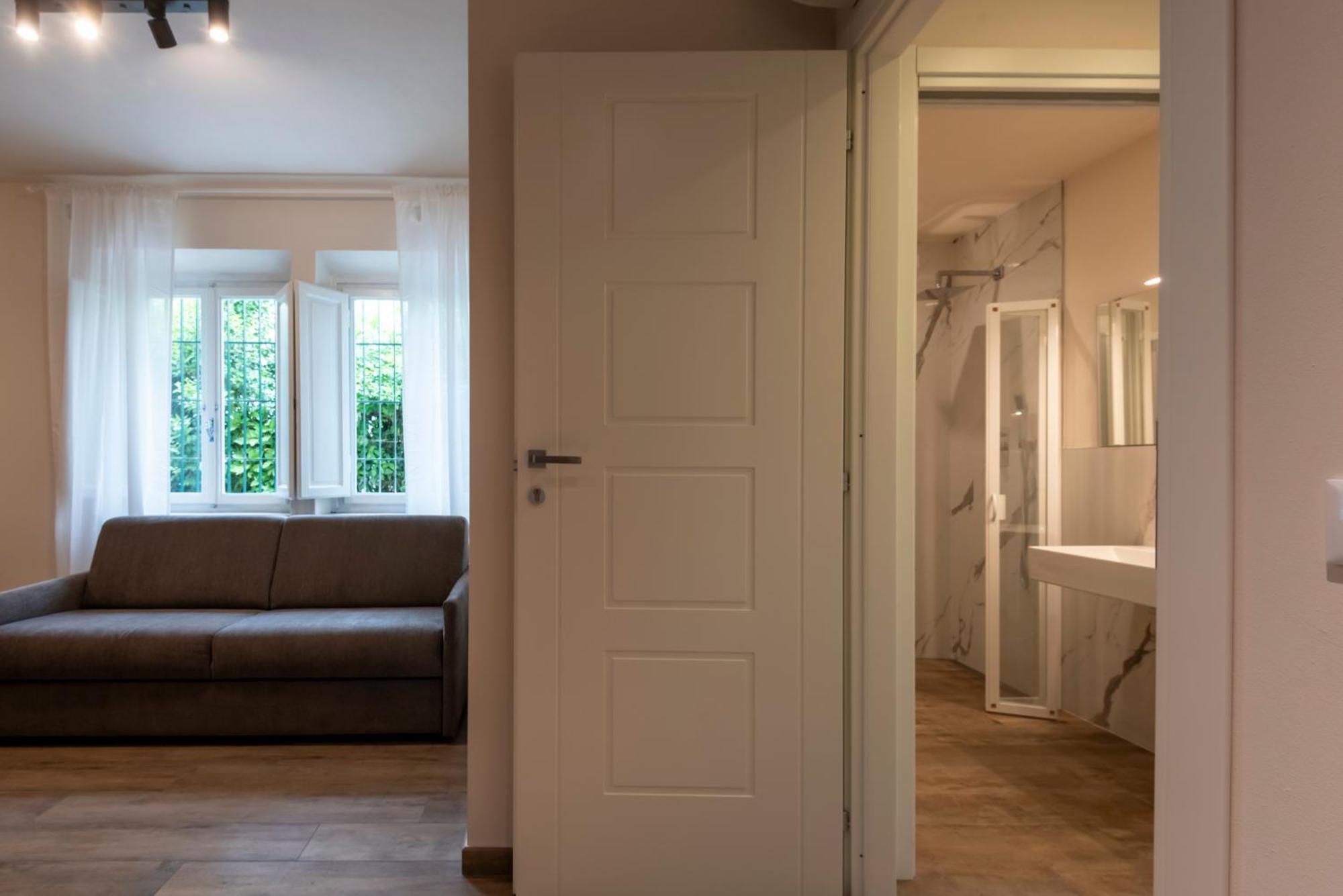 Iarsera Rooms And Apartment Lucca Buitenkant foto