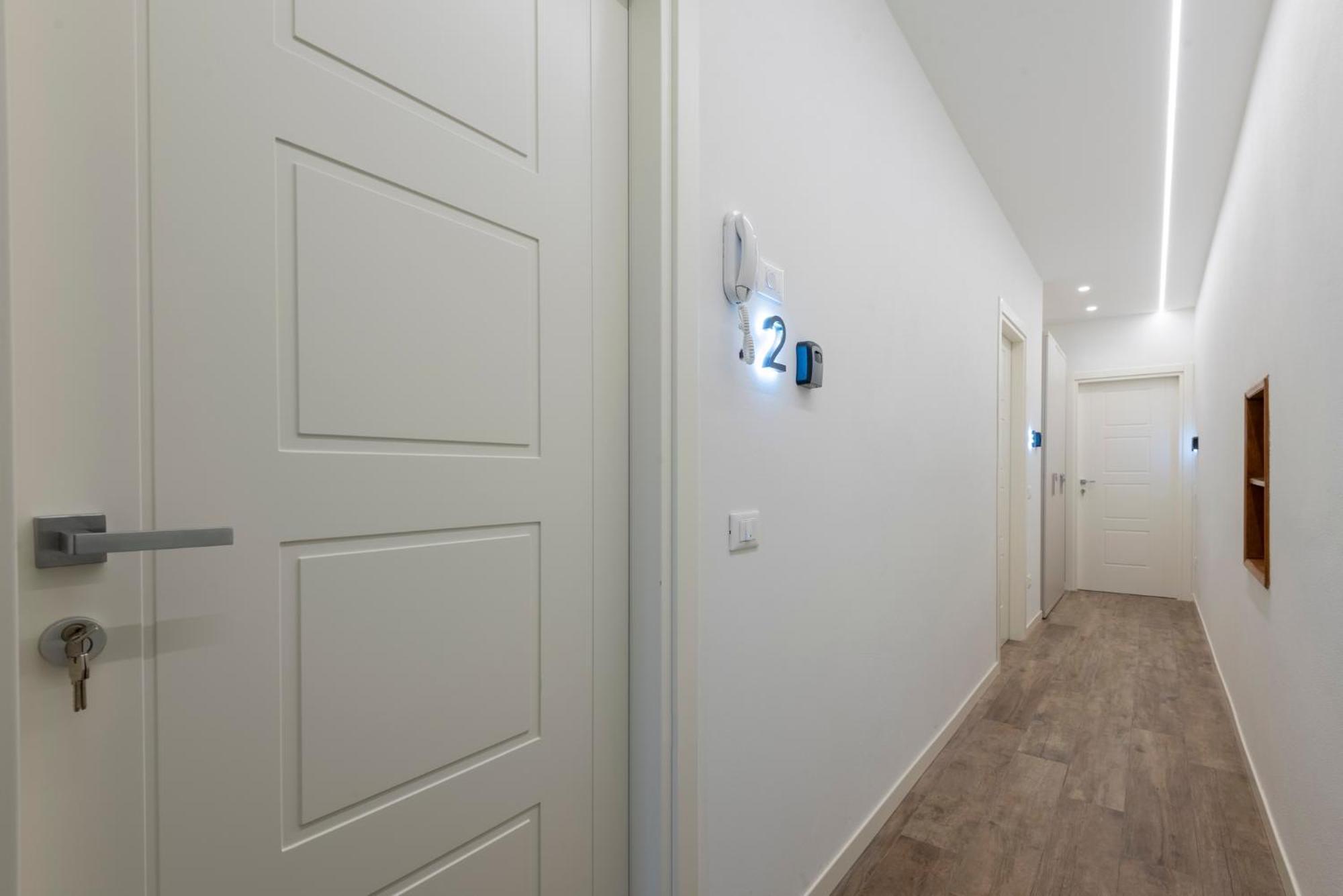 Iarsera Rooms And Apartment Lucca Buitenkant foto