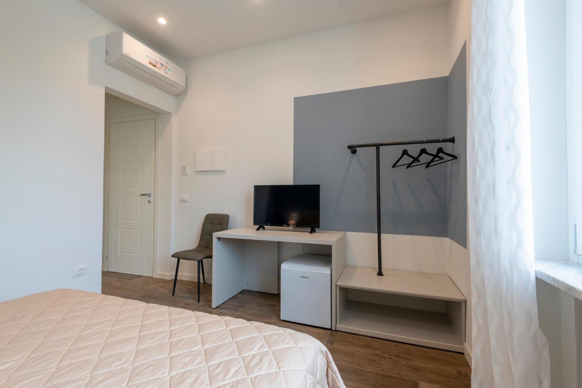 Iarsera Rooms And Apartment Lucca Buitenkant foto